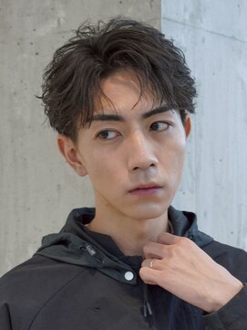 マグ カーネ バイ フィフス(Mag KANE by fifth) 松本メンズカットメンズパーマフェザーパーマセンターパート韓国