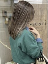ニコリヘアワークス(nicori hair works)&nbsp;ミディアム×ハイライト×ミルクティーベージュ3