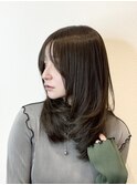 暗髪でも重く見せない、品格ニュアンスレイヤー【豊洲美容室】
