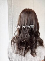 サロン(SALON)&nbsp;サマー・ウィンター顔にもおすすめ！アッシュグレージュカラー