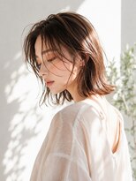 ビューティーアンドフリーハコ(Beauty&Free HACO)&nbsp;抜け感ブラウン×外ハネレイヤーボブ
