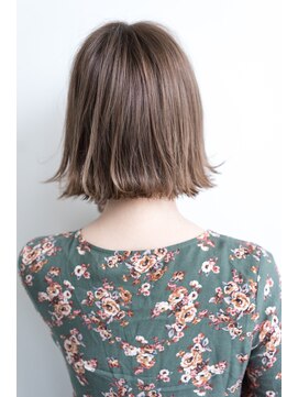 トッカ ヘアアンドトリートメント 難波店 切りっぱなしボブ♪