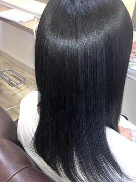 テテ ヘアーデザイン(tete hair design) ブルーブラック