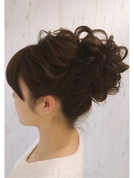 アイビス(AIBIZ) アップ/高め/ブライダル