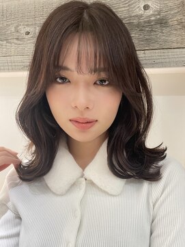 アイヴィ 表参道(IVY) 暖色カラー＊艶ブラウンくびれミディアム【肥田亜沙美】