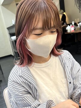 ヒート バイ アンカットラウンジ 渋谷(HEAT by UNCUT&LOUNGE) イヤリングカラー/インナーカラー/ケアブリーチ/ピンクインナー