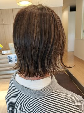 ビューティシモ 川越(Beautissimo) 【岩崎秀之】外ハネ×ハイライト