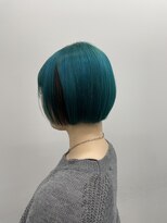 ヴァーディ オモテサンドウ(Vardy omotesando)&nbsp;ボブ/ターコイズ/寒色/ハイトーン