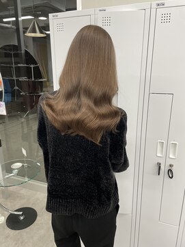 ティント 梅田(Tint) 【Fumina】ミルクティーベージュ