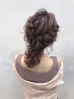 ジュイル ハラジュク(JEWIL HARAJUKU)&nbsp;ミディアムヘアの編み下ろしアレンジ