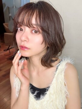 クーエフー(coo et fuu) レイヤーカットレイヤーミディ透明感カラーベージュカラー