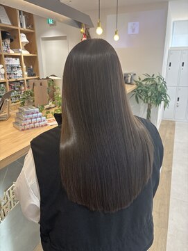 フィッカ(FIKKA) 美髪ストレート