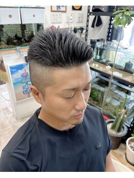 バーバー髪レジェンド(BARBER髪LEGEND)の写真/【メンズの身だしなみをトータルサポート】スキンフェードから基本のフェードスタイルまで大好評★