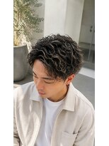 リア 八尾(Lia) メンズ 波巻き ハイライト