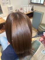 スリー(THREE)&nbsp;【髪質改善】ツヤ感ストレートブラウン似合わせヘア