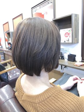 ヘア プロデュース アイモ(Hair Produce Aimo) 丸みカールのツヤ感ショート☆