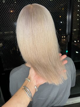 テテ(TETE) ブロンドベージュ　心斎橋×長堀橋