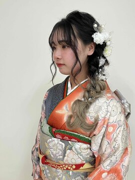 モッシュヘアー(MOSH HAIR) アップスタイル