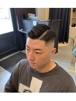 クフィア メンズヘアー カンポ 難波店(CUFFIA MEN'S HAIR CAMPO)&nbsp;スキンフェード　ハードパート