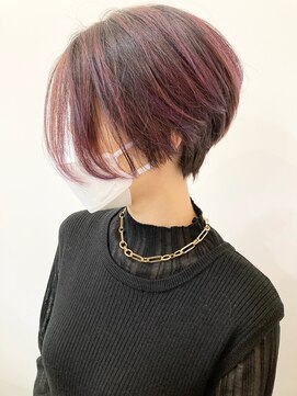 ラフ 原宿(L.a.a.g.f harajuku) ピンクバイオレット 細めハイライト 刈り上げショート@原宿