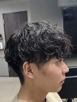 フイ 代々木(Hui)&nbsp;メンズ/アップバング/ツーブロックマッシュ/束間ショート/波巻き