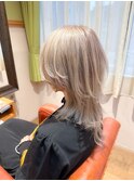 ホワイトベージュ×ロングウルフ×ケアブリーチ