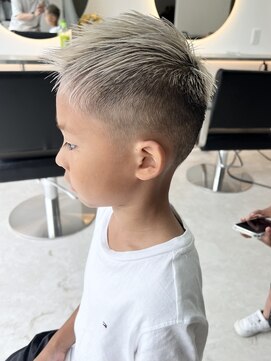 ベア(Bear) ホワイトブリーチ/ホワイトメッシュ/