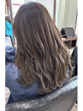 ルシードスタイルベル(LUCID STYEL BELLE) 重ねて作る透明感カラー