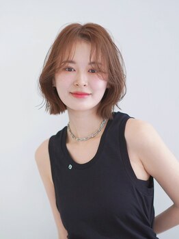 レミー(REMY)の写真/顔の形が綺麗に見えるカットや肌色に合わせたカラーを1人1人オーダーメイドで丁寧にご提案♪