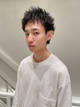 ロンド クラン 岡崎(Lond Clan) スパイキーショート/ツイストパーマ/ツイストスパイラル