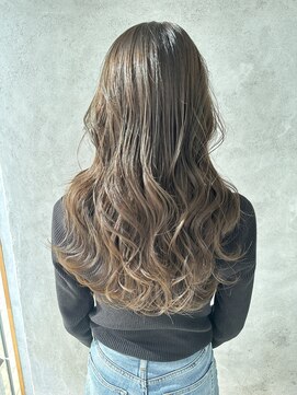 ニューカマー バイ ヘッドライト シブヤ(NEW COMER by HEADLIGHT shibuya) ミルクティーベージュ　透明感カラー　10代20代