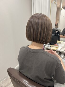 カミノワ(kaminowa) 白髪率30%おすすめヘア/神戸/三宮/脱白髪染め/白髪ぼかし/