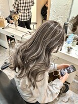 ブレンド 渋谷(BLend)&nbsp;ハイライトカラーミディアムバタフライカットデザインカラー