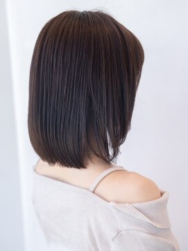 ケアリー 流山おおたかの森(Carelly) デザインカラー/レイヤーカット/ウェットヘア/オリーブベージュ