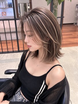リーチェ(ReCHE by CAPA(旧:CAPA茅ヶ崎店)) ハイライトレイヤーカットダークパープル夏ミルクブラウン2
