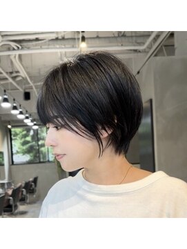 ビュートヨナカ(VIEW TOYONAKA) 《30代40代/くびれショート/顔まわり/丸顔/絶壁さんの骨格補正》