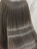 ロゼラヴィ(rosee Ravie)&nbsp;AVEDAカラー+「国内最高峰」ダメージレストリートメント