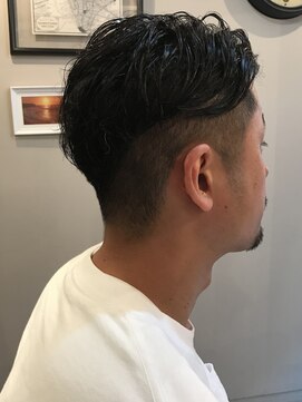 ロータス ヘアデザイン(LOTUS hair design.) オールバック風メンズヘア