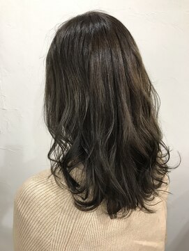 アリウス(ALIUS by posh) 【ALIUS 池袋 小川真一】ナチュラルスモーキーグレージュ