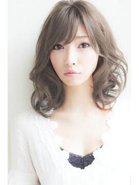 デイズ(days) ゆるふわミディアムヘア☆大人可愛いヘアスタイル