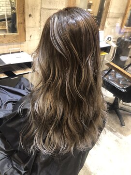 メリー(merry craftsman's factory) カーキアッシュベージュ アッシュブラウンka