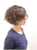 ショートパーマ襟足スッキリボブ