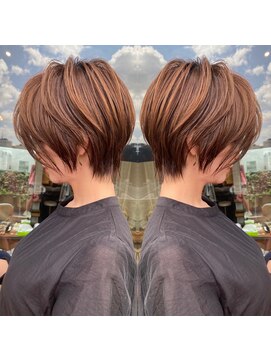 アヴァロン(AVALON) 〈30代40代〉ひし形/大人ショートボブ/前髪無しショート【銀座】