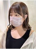 顔まわり鎖骨ライン_外ハネボブセクションカラー_ba405032