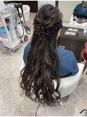 華やかハーフアップスタイル