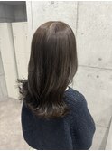 オリーブブラウン