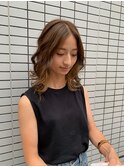 ミディアムブラウンヘアー