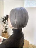 【箕面】白髪を活かす、育てるグレーカラーの丸みボブ