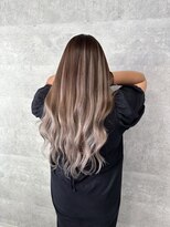 ルイス(L'wis)&nbsp;シールエクステ.グラデーション.ハイライト.バレイヤージュ.20代