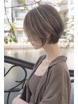 ティアラ 桜木町(TIARA)&nbsp;白髪ぼかし/白髪ぼかしハイライト／ショートボブ